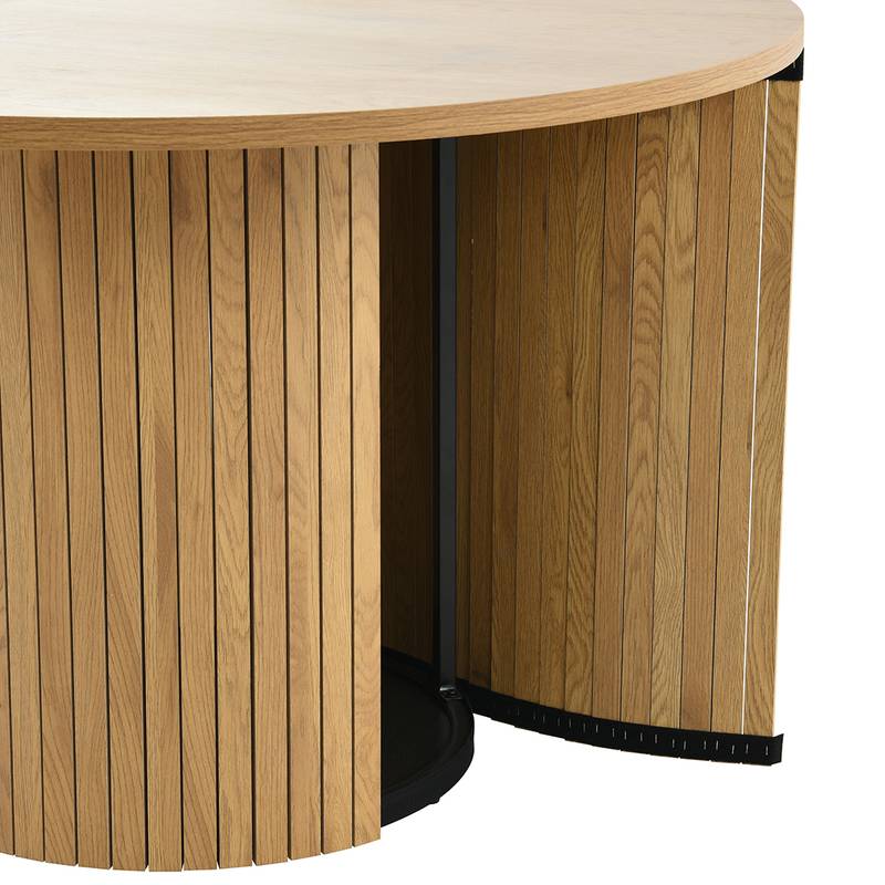 round dining table